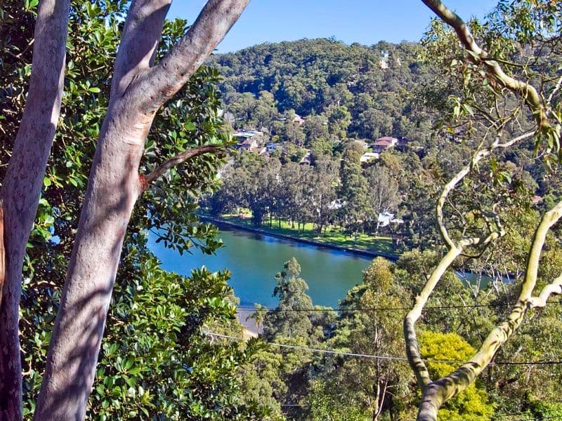 22 Bunbury Avenue, SUTHERLAND NSW 2232, Sutherland - Thumbnail 8