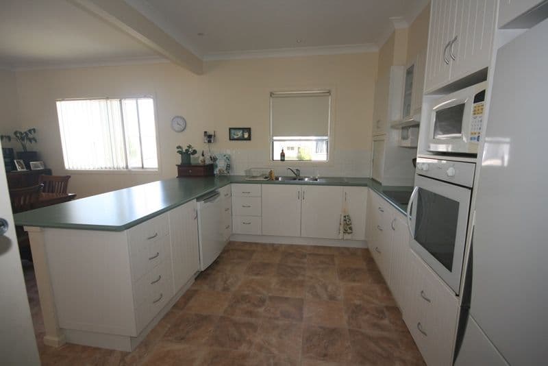 256 Arthur Street, Grafton NSW 2460, Grafton - Thumbnail 2