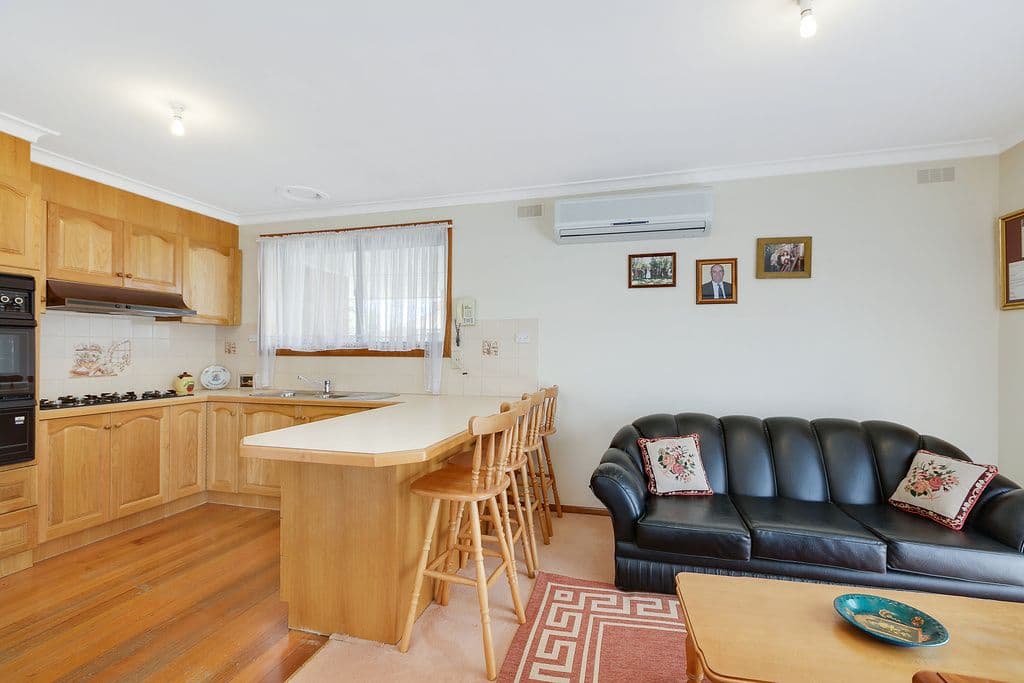 14 Newhaven Street, Thomastown VIC 3074, Thomastown - Thumbnail 2