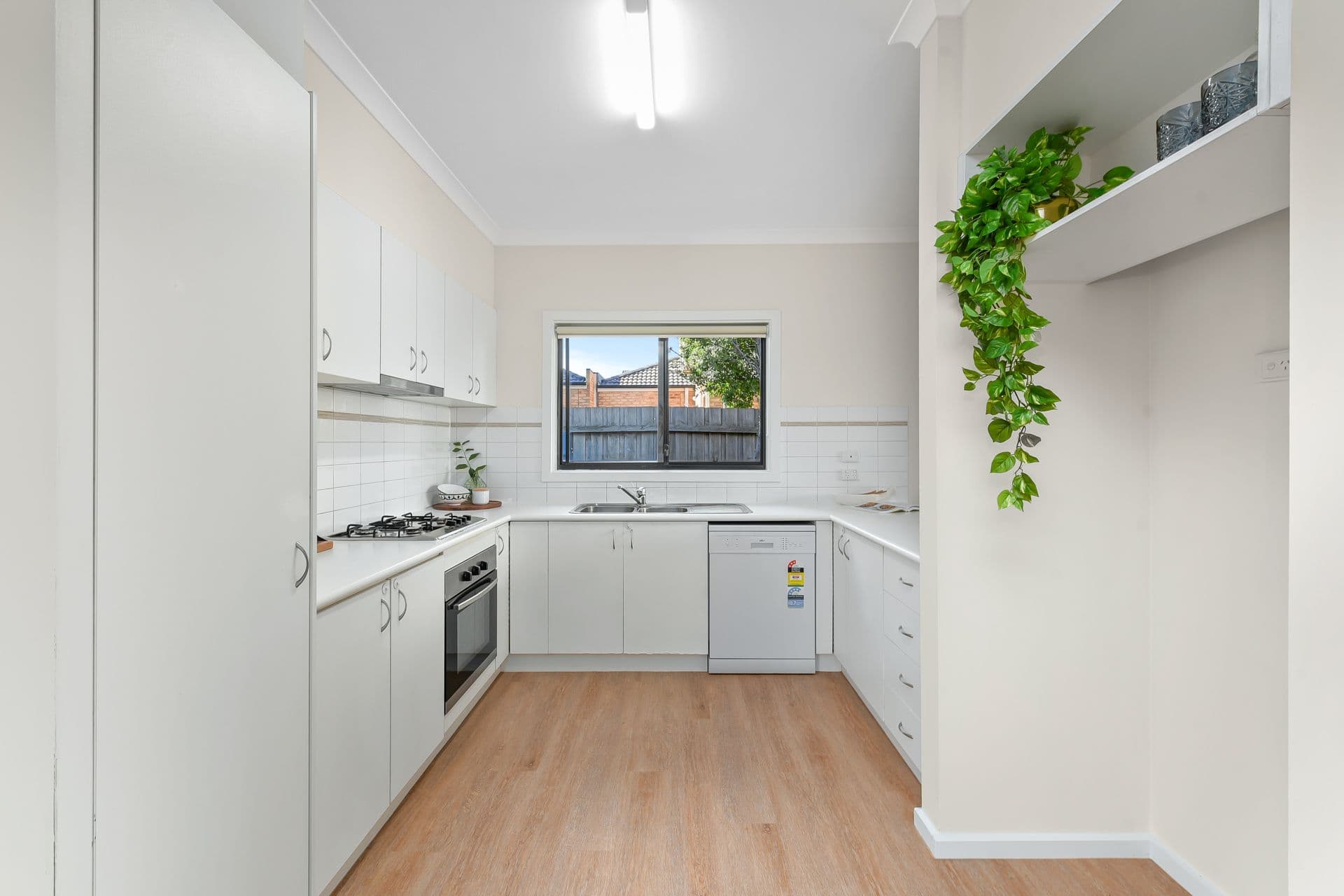 25 Glenisla Way, Berwick VIC 3806, Berwick - Thumbnail 4
