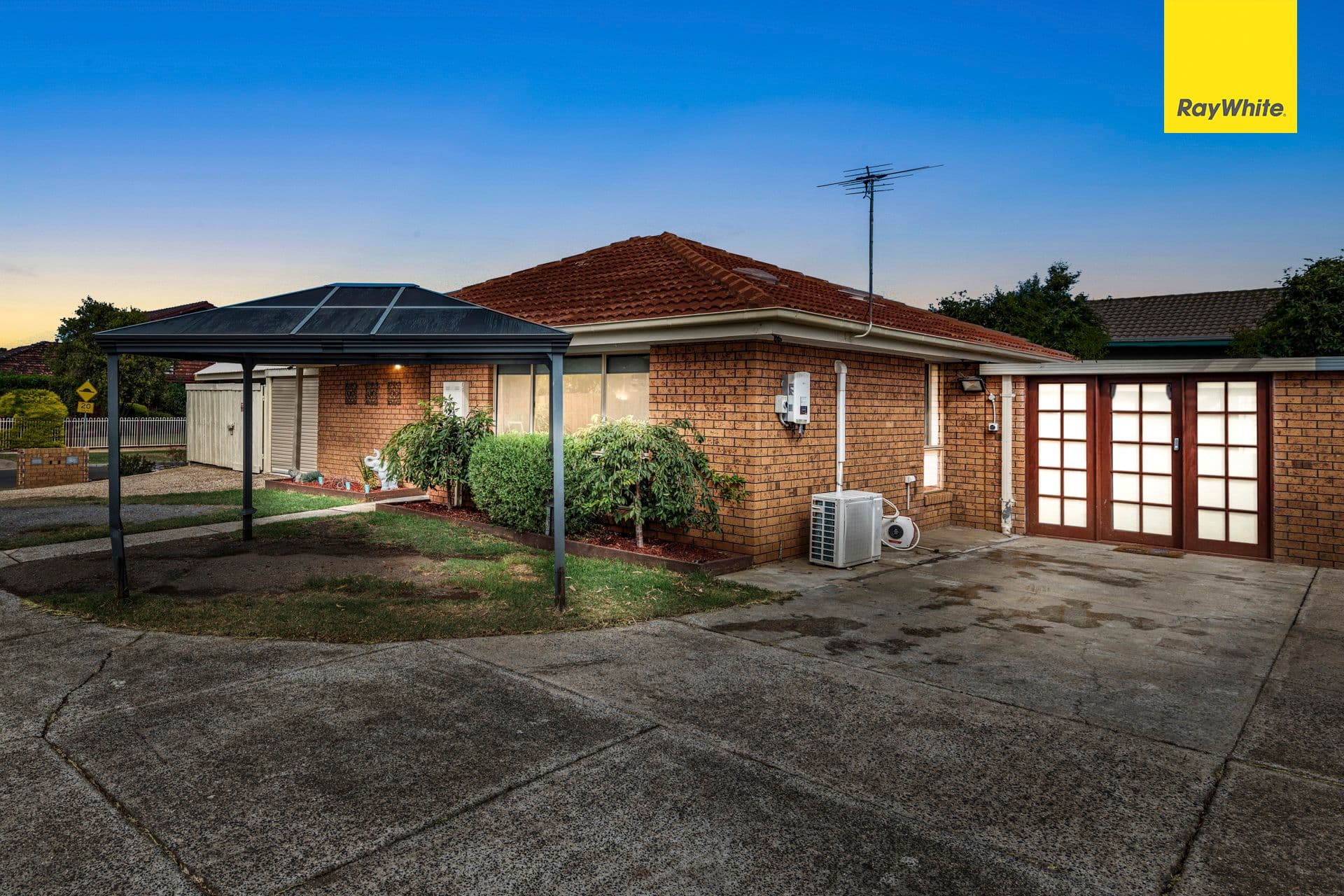 10 Crestmont Drive, Melton South VIC 3338, Melton South - Image 1