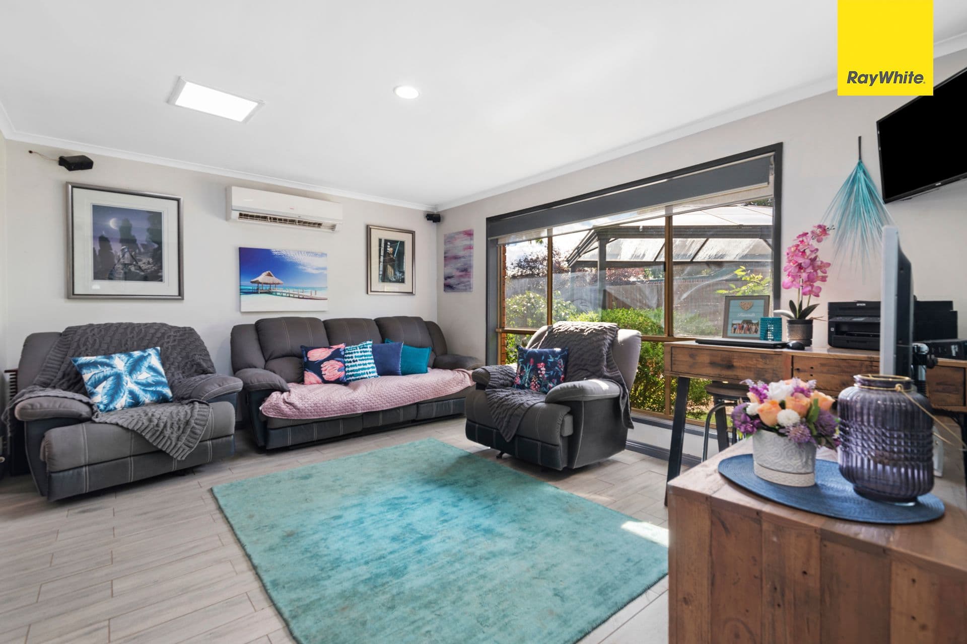 10 Crestmont Drive, Melton South VIC 3338, Melton South - Thumbnail 3