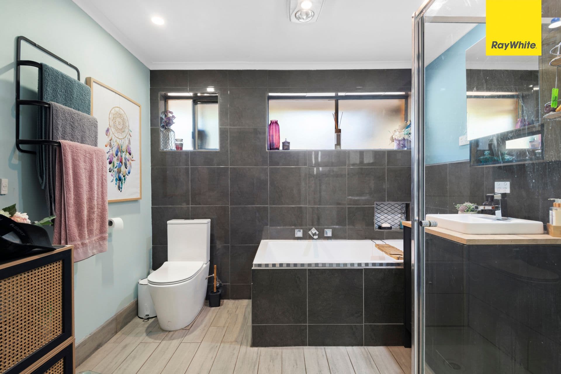 10 Crestmont Drive, Melton South VIC 3338, Melton South - Thumbnail 8