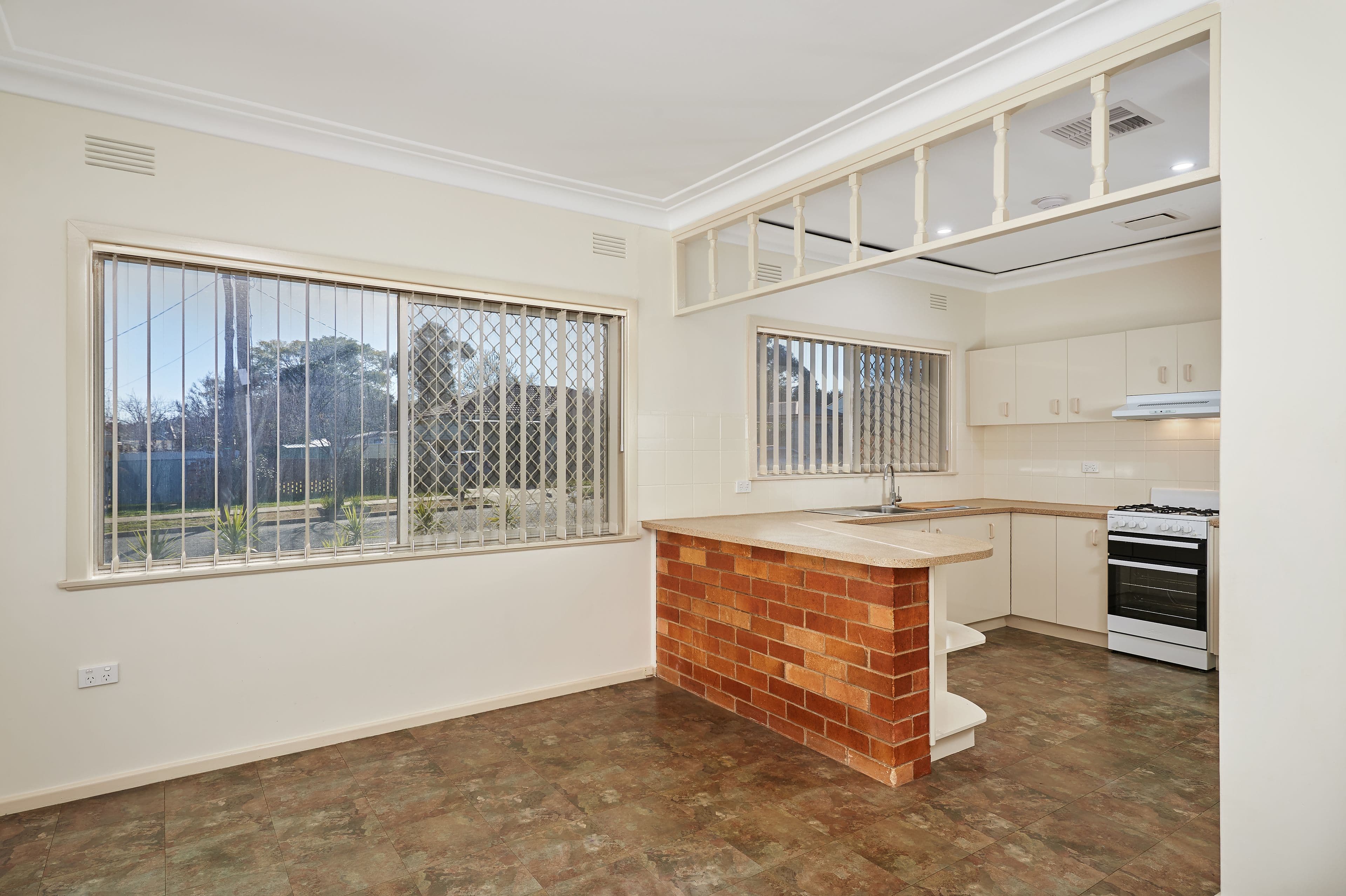 44 Ceduna Street, Mount Austin - Thumbnail 3