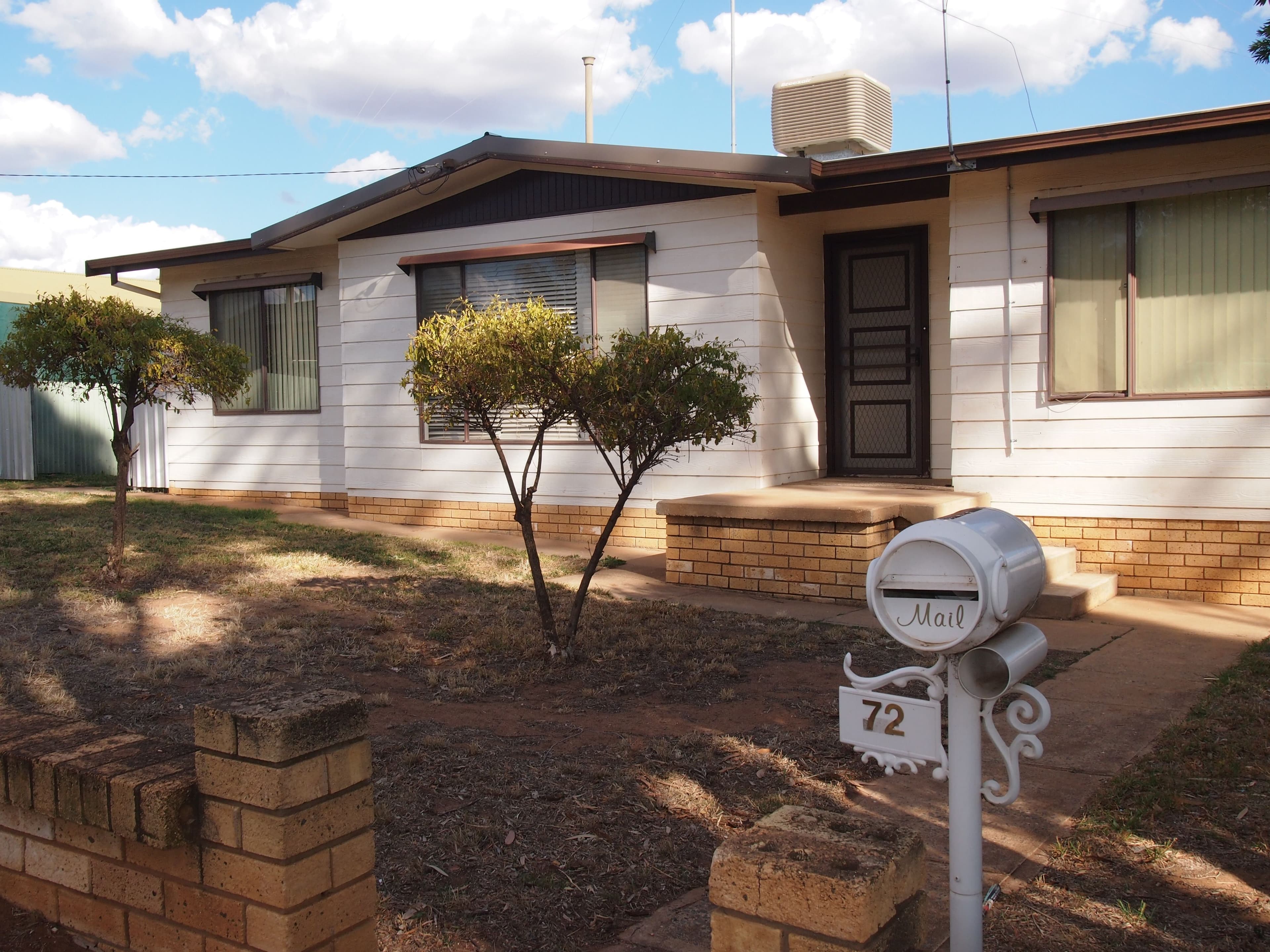 72 Molong Street, Condobolin NSW 2877, Condobolin - Image 1