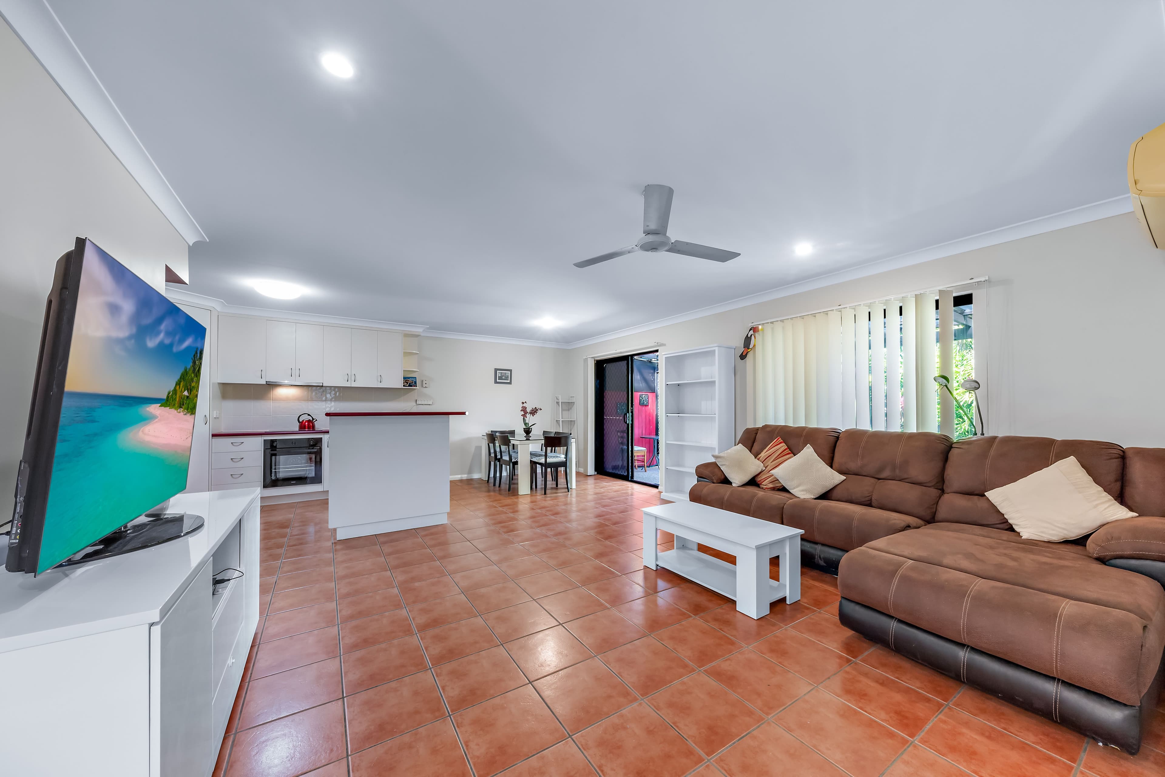 30 Banksia Court, Cannonvale QLD 4802, Cannonvale - Thumbnail 2