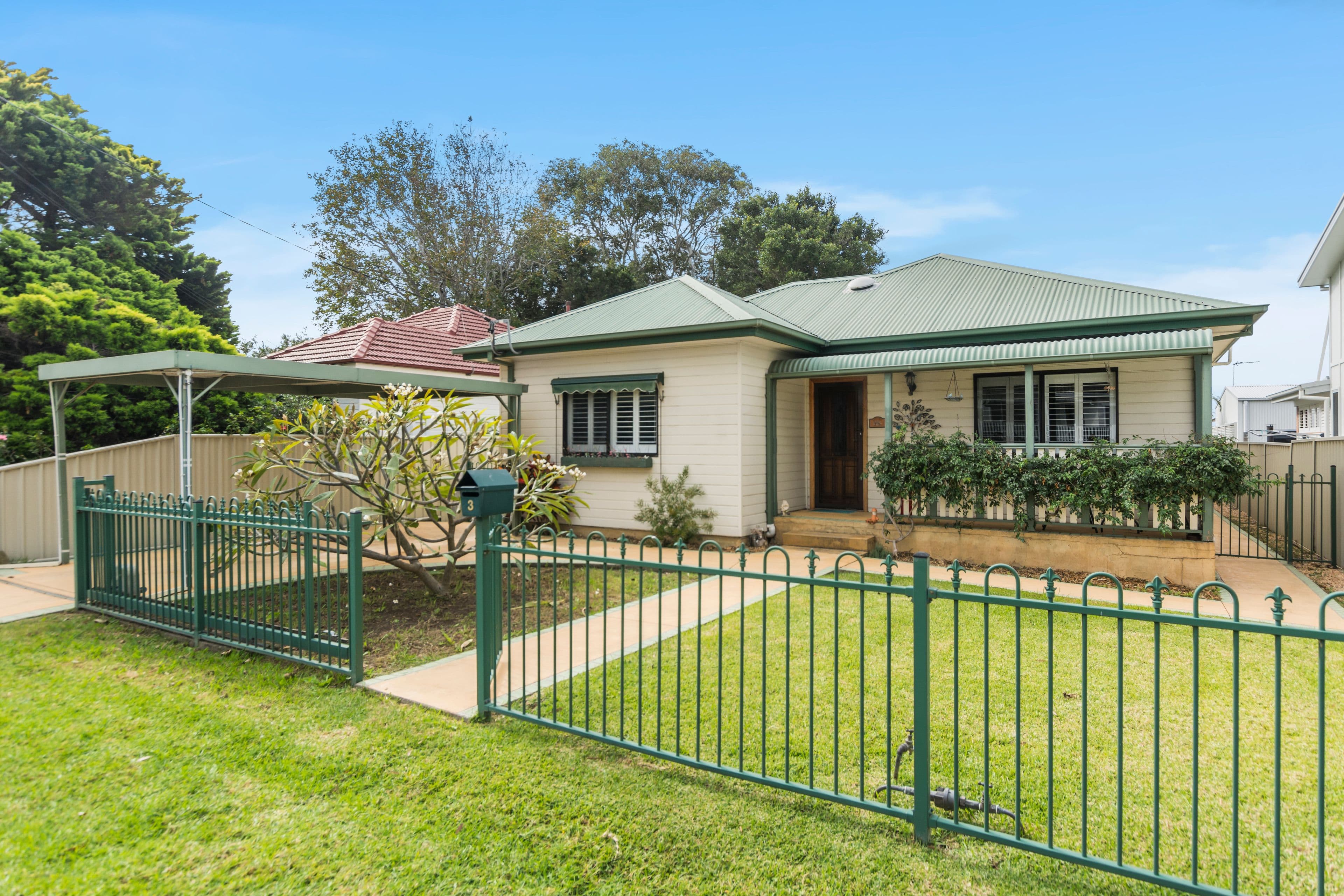 3 Storey Street, Fairy Meadow - Image 1