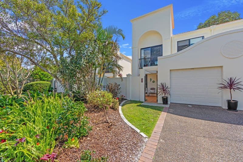 61 Eastcote Road, North Epping - Image 1