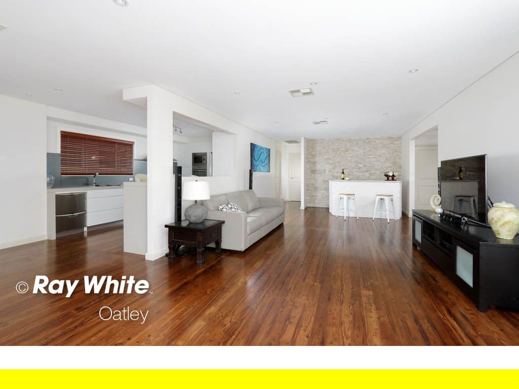 25 Gungah Bay Road (Vehicle access from Linda Ave), Oatley NSW 2223, Oatley - Thumbnail 3