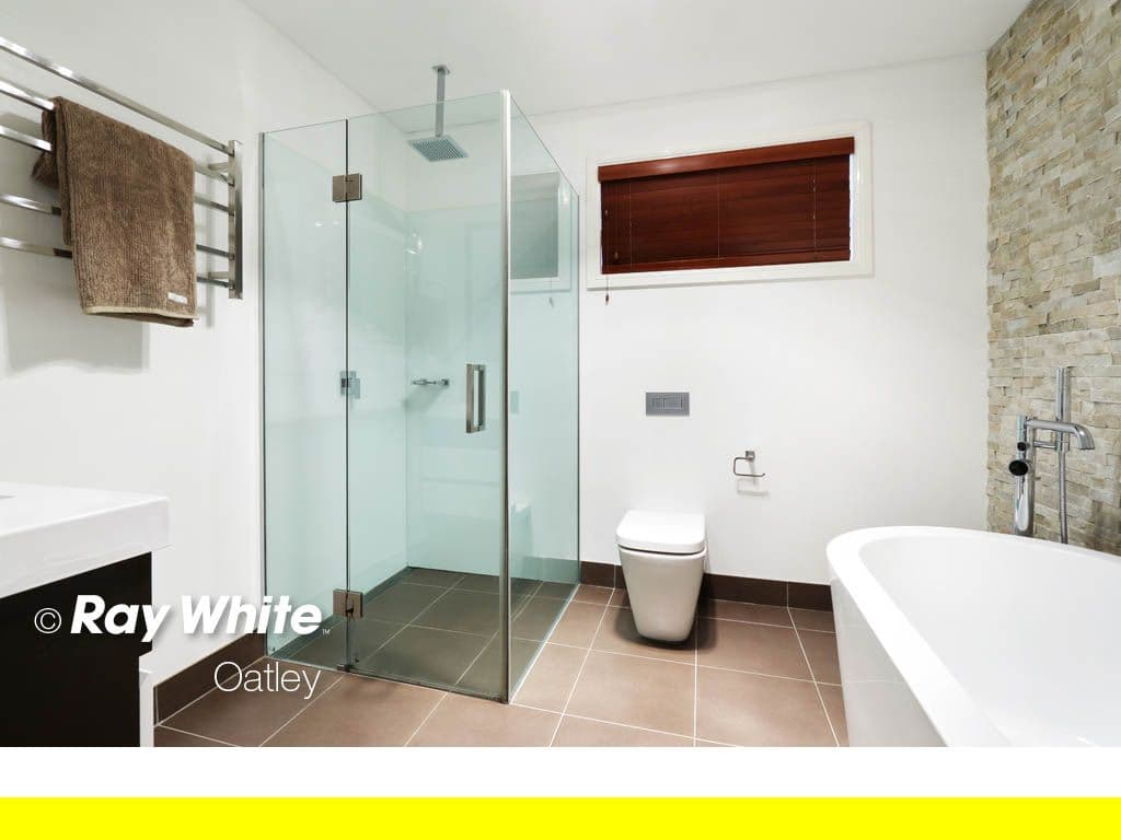 25 Gungah Bay Road (Vehicle access from Linda Ave), Oatley NSW 2223, Oatley - Thumbnail 6