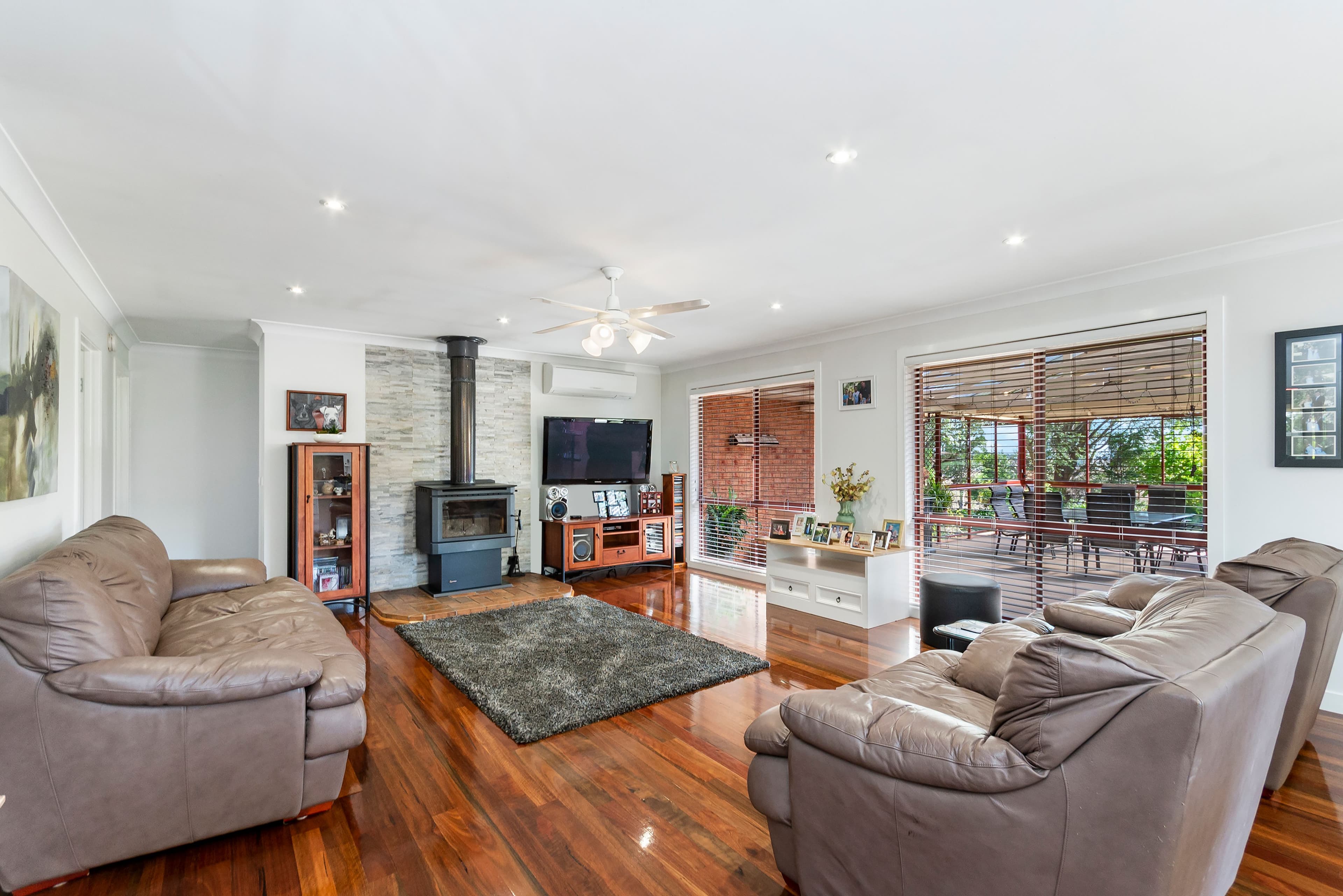18 Kiaman Close, Bushfield VIC 3281, Bushfield - Thumbnail 2