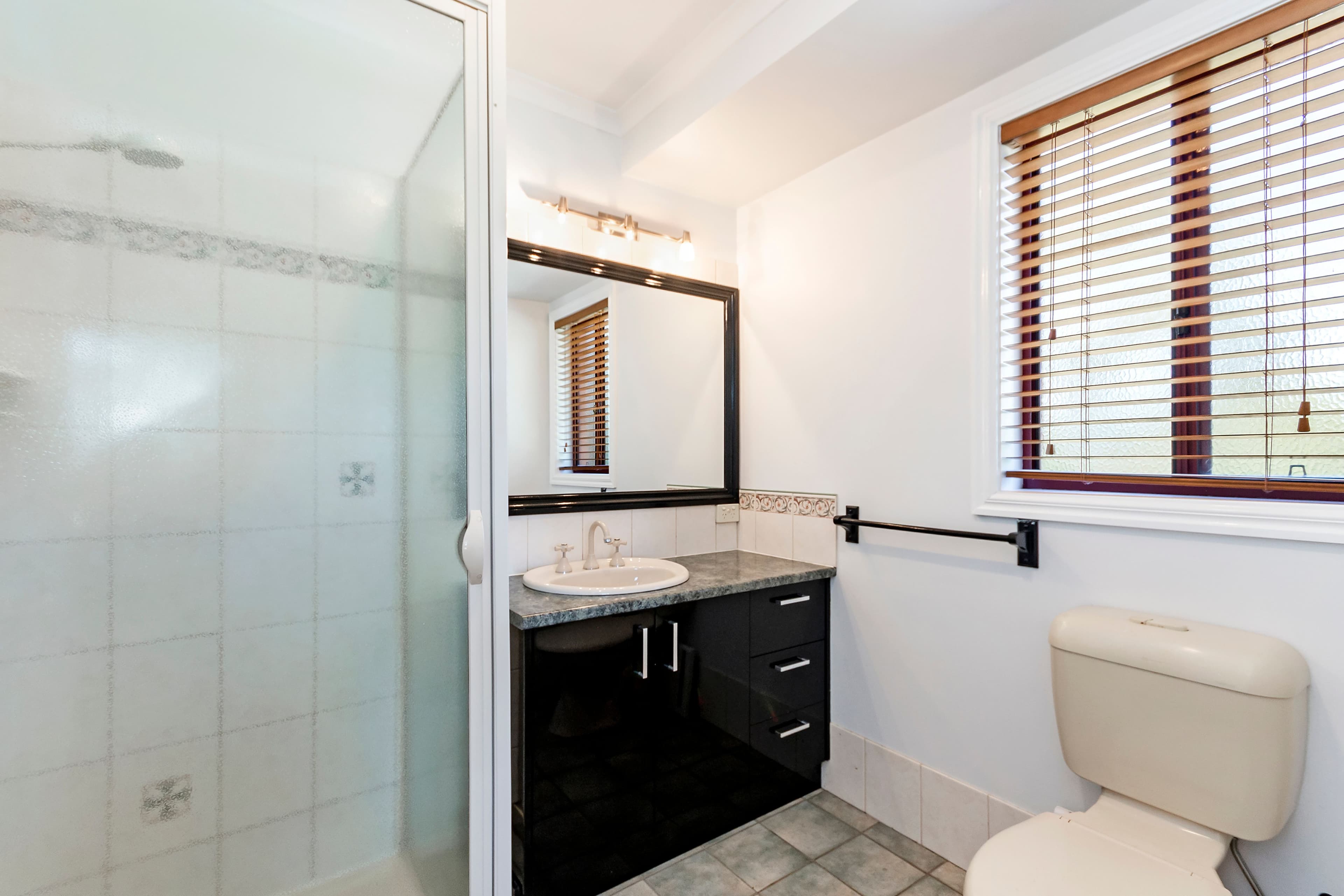 18 Kiaman Close, Bushfield VIC 3281, Bushfield - Thumbnail 6