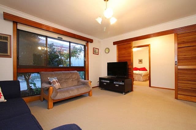 206 Spring Street, RESERVOIR VIC 3073, Reservoir - Thumbnail 3