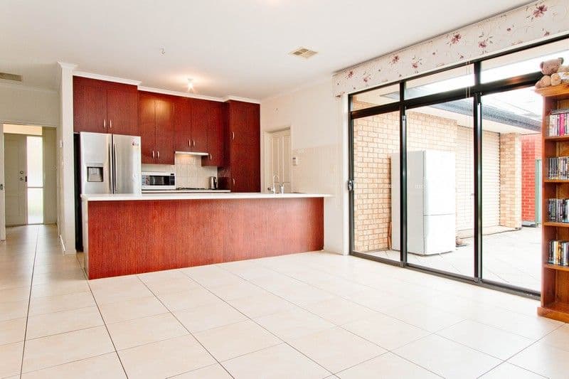 8 Banrock Place, Mawson Lakes SA 5095, Mawson Lakes - Thumbnail 3