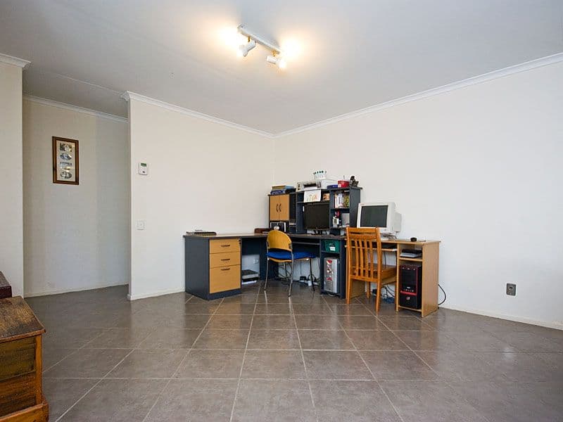 16 Settlers Circuit, FOREST LAKE QLD 4078, Forest Lake - Thumbnail 3