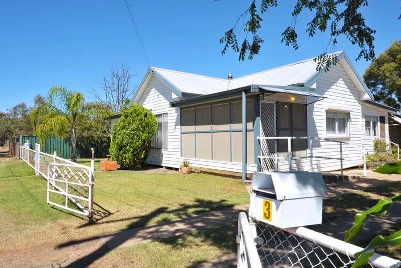 3 Zimmerman Street, NARRABRI NSW 2390, Narrabri - Image 1