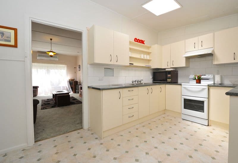 3 Zimmerman Street, NARRABRI NSW 2390, Narrabri - Thumbnail 4