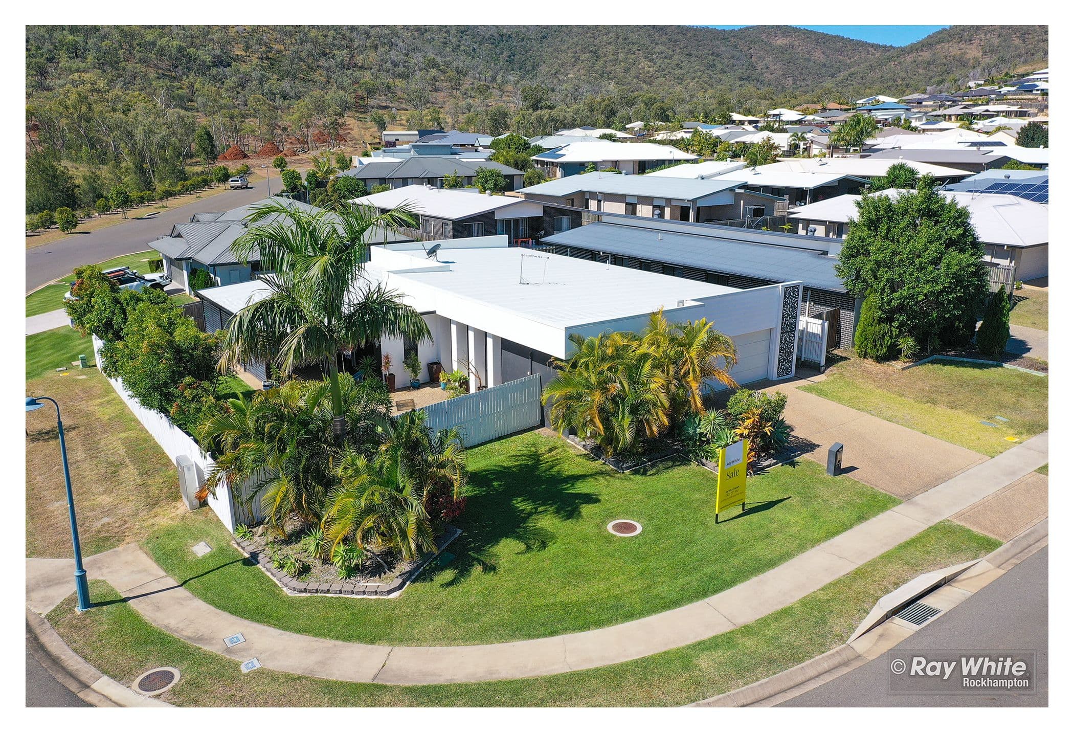 118 Springfield Drive, Norman Gardens QLD 4701, Norman Gardens - Thumbnail 2
