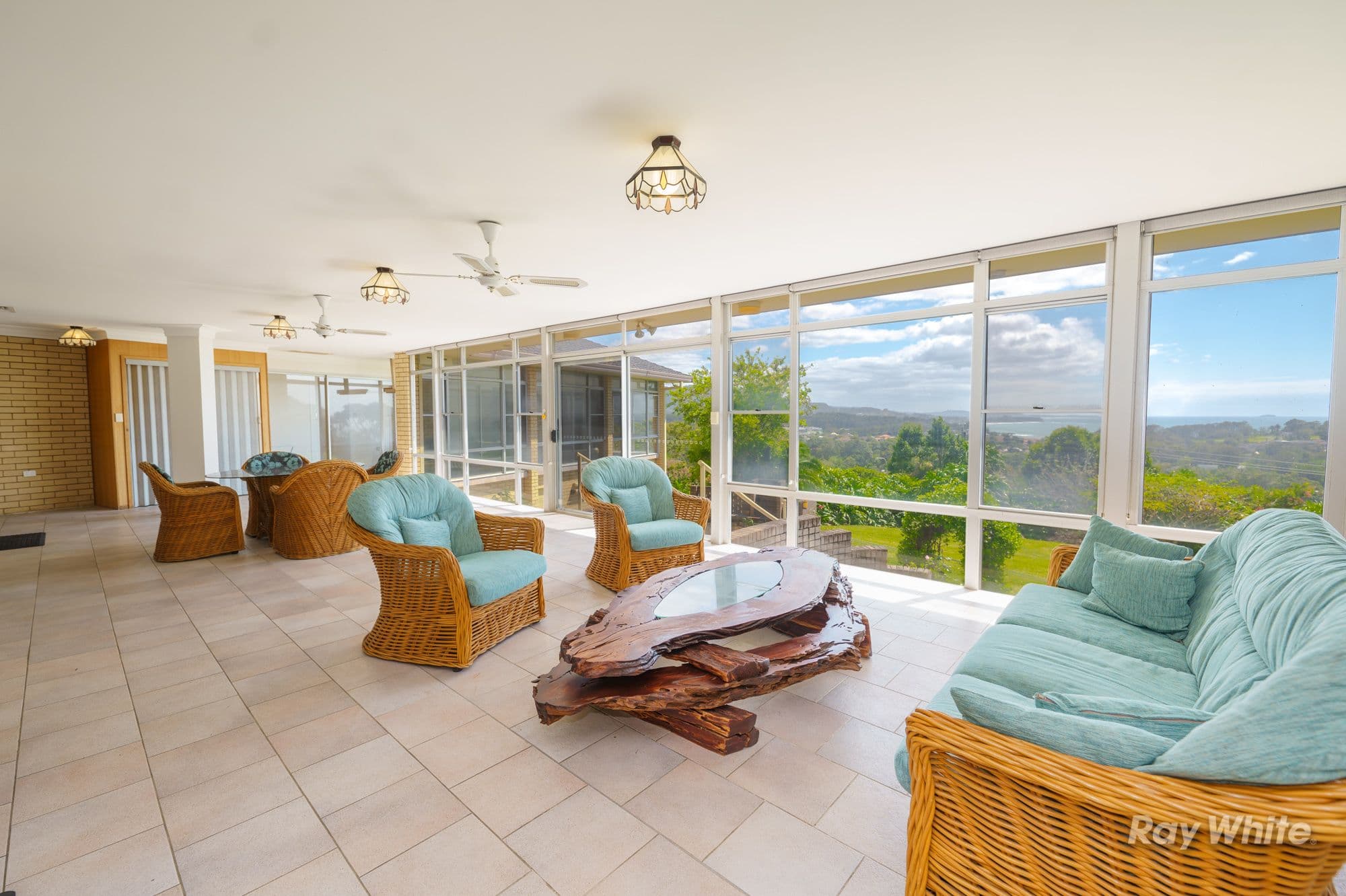 11 Island View Close, Coffs Harbour NSW 2450, Coffs Harbour - Thumbnail 3