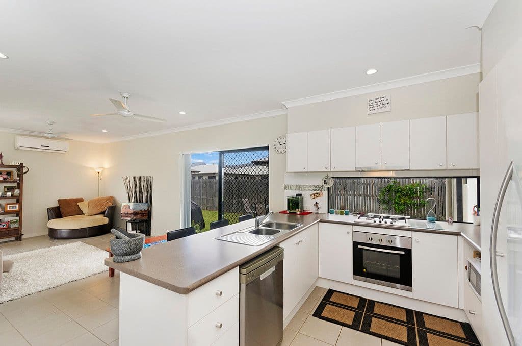 6 Skardon Place, Kelso QLD 4815, Kelso - Thumbnail 2