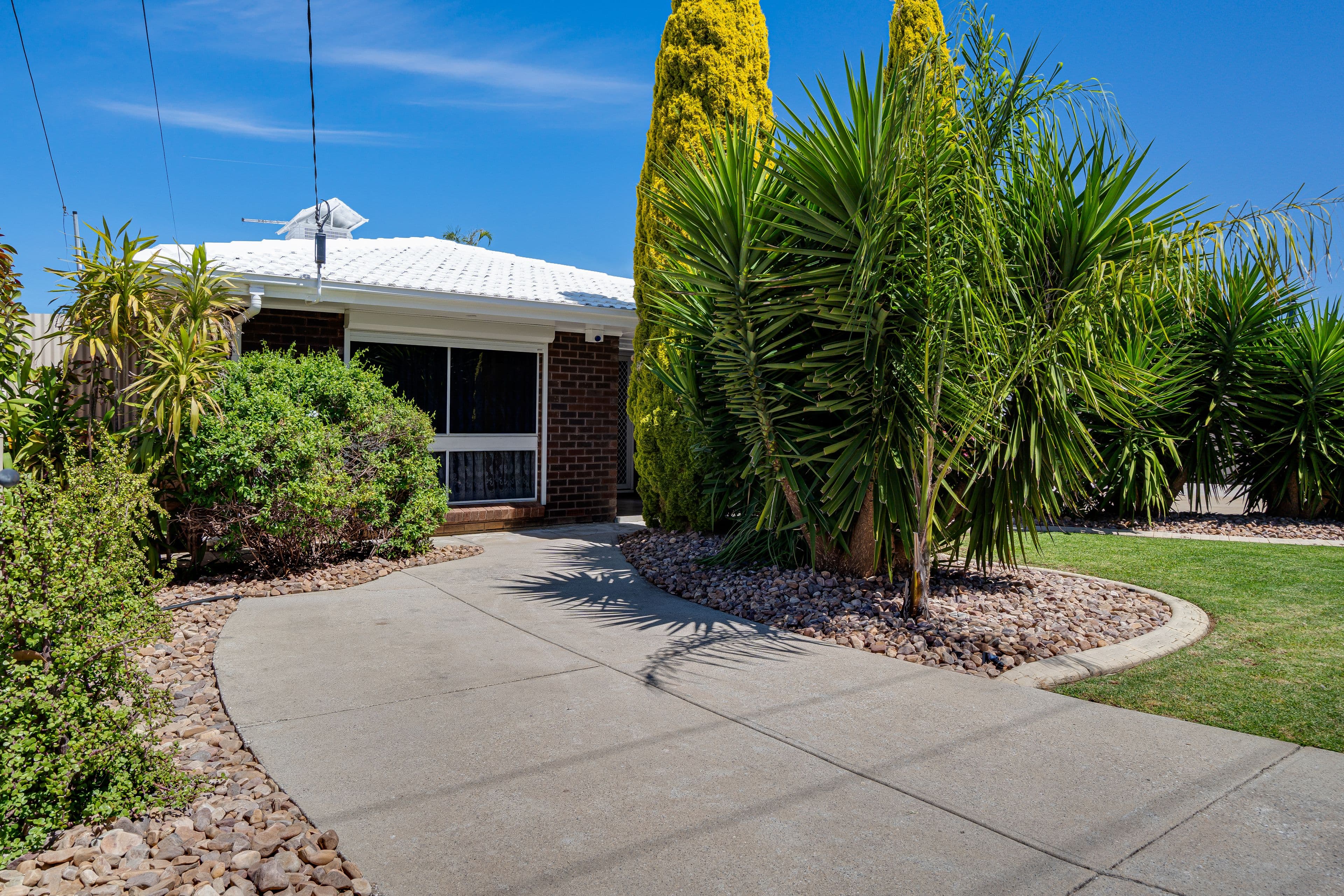 12 Earl Avenue, Salisbury East SA 5109, Salisbury East - Thumbnail 2