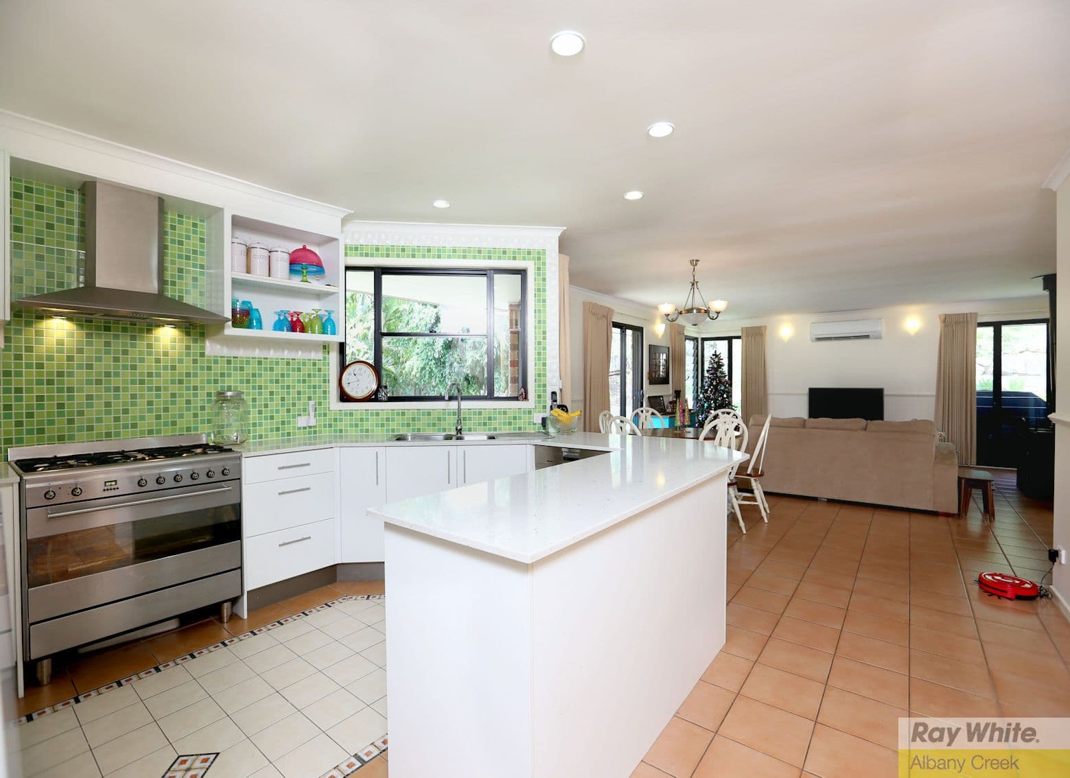 6 Gypsy Court, Eatons Hill QLD 4037, Eatons Hill - Thumbnail 5