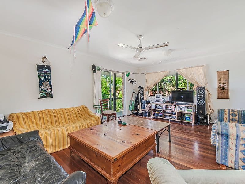 27 Stuart Place, Tewantin QLD 4565, Tewantin - Thumbnail 2