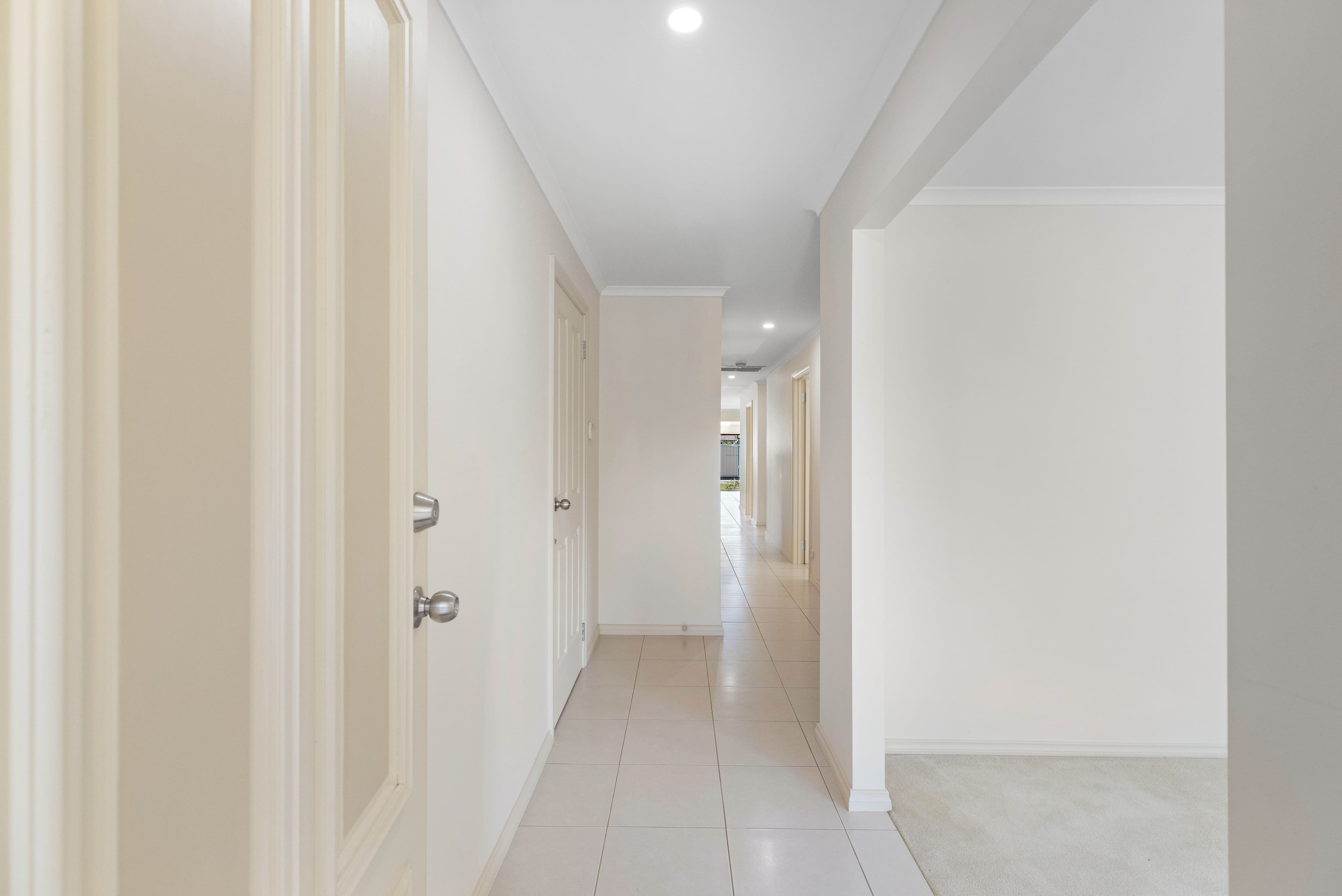 9 Shearer Avenue, Seacombe Gardens SA 5047, Seacombe Gardens - Thumbnail 2