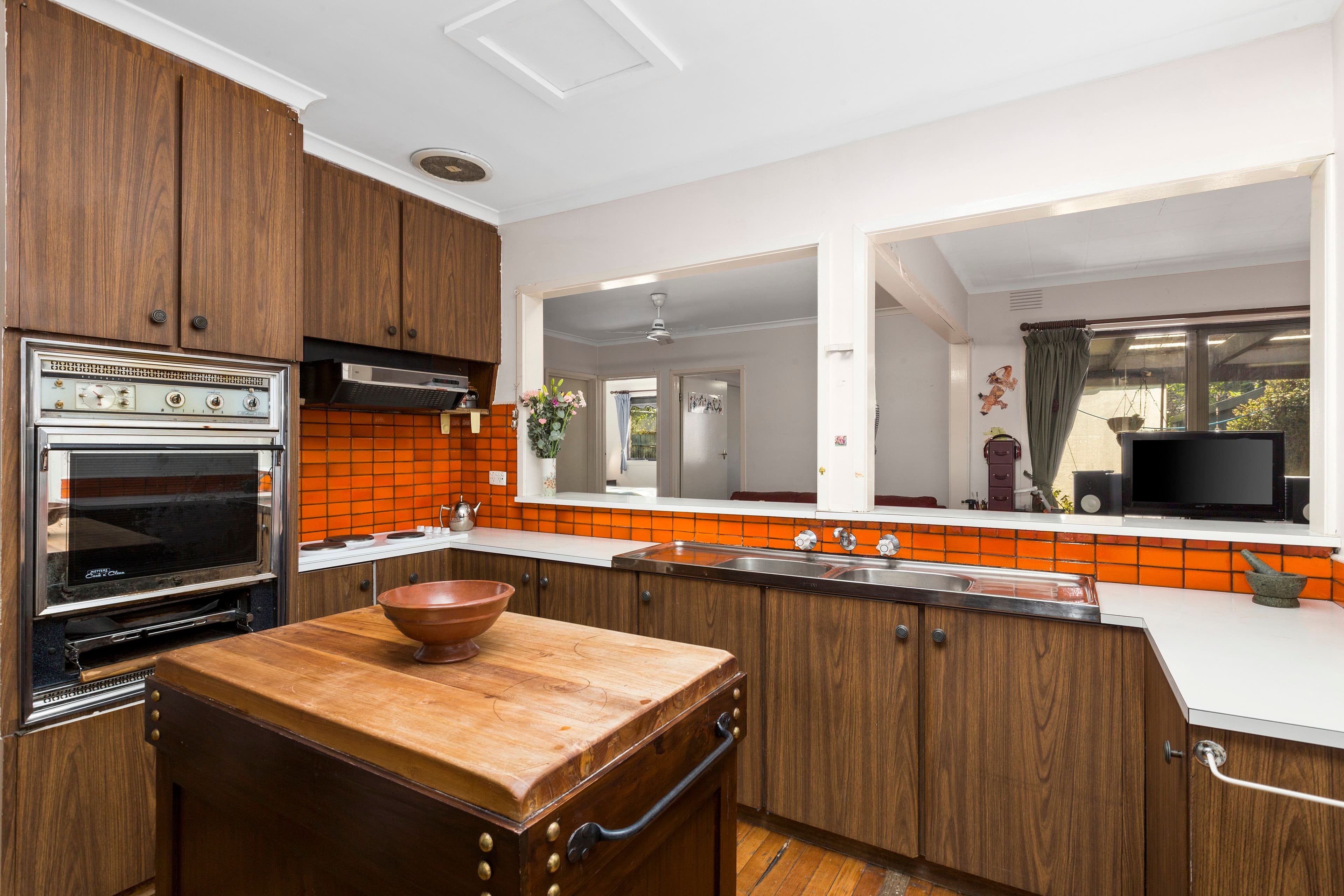6 Emery Drive, Dingley Village VIC 3172, Dingley Village - Thumbnail 4