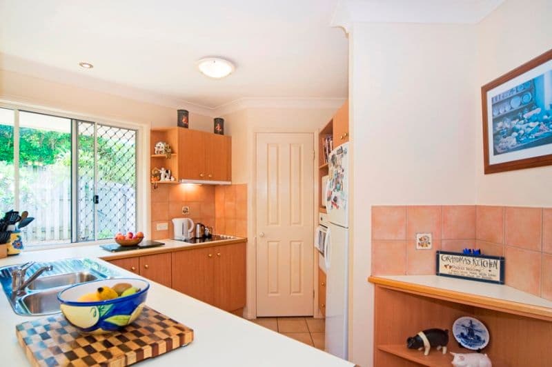 24 Shamrock Avenue, BANORA POINT NSW 2486, Banora Point - Thumbnail 2