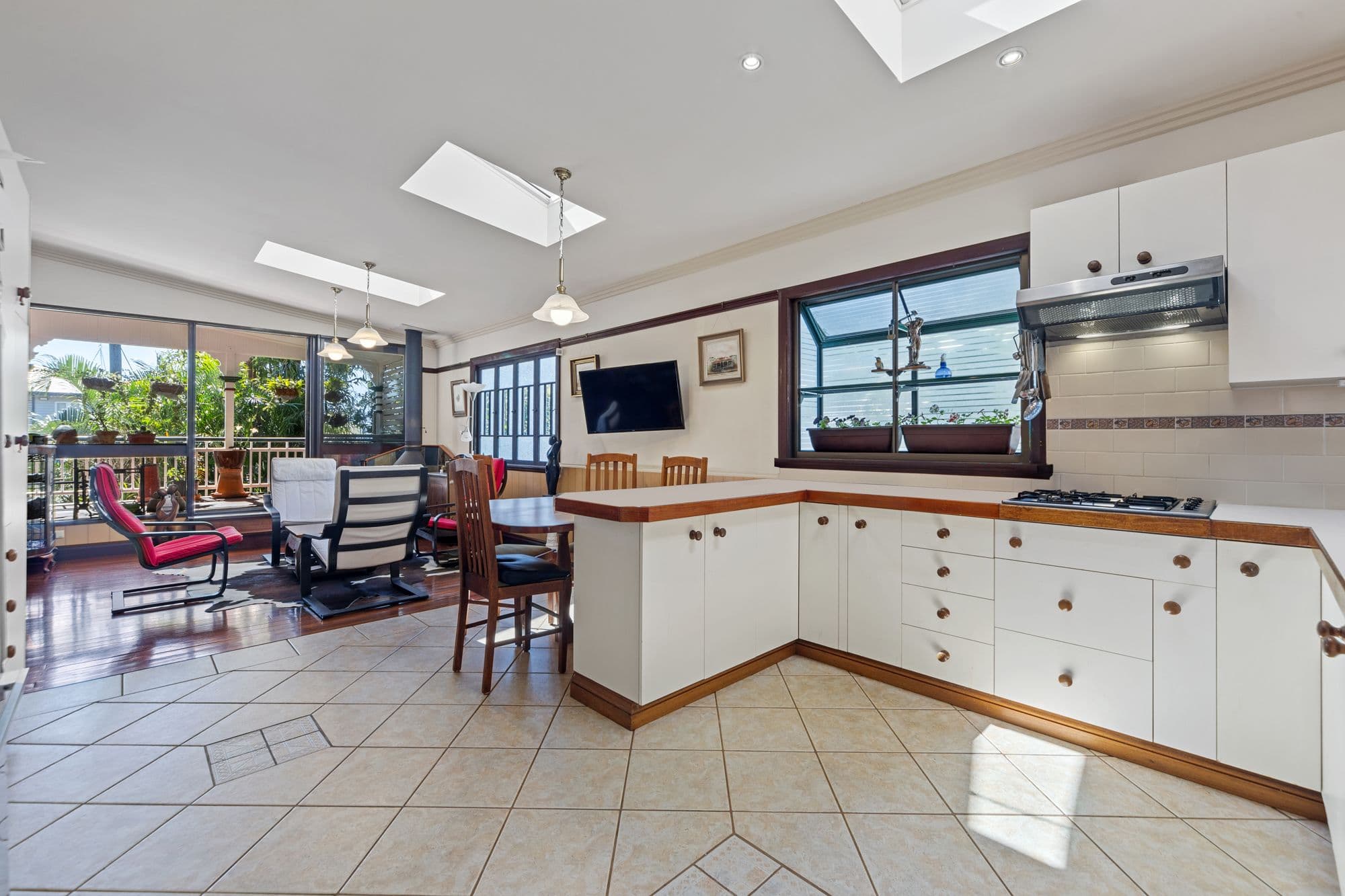 71 Arthur Street, Woody Point QLD 4019, Woody Point - Thumbnail 8