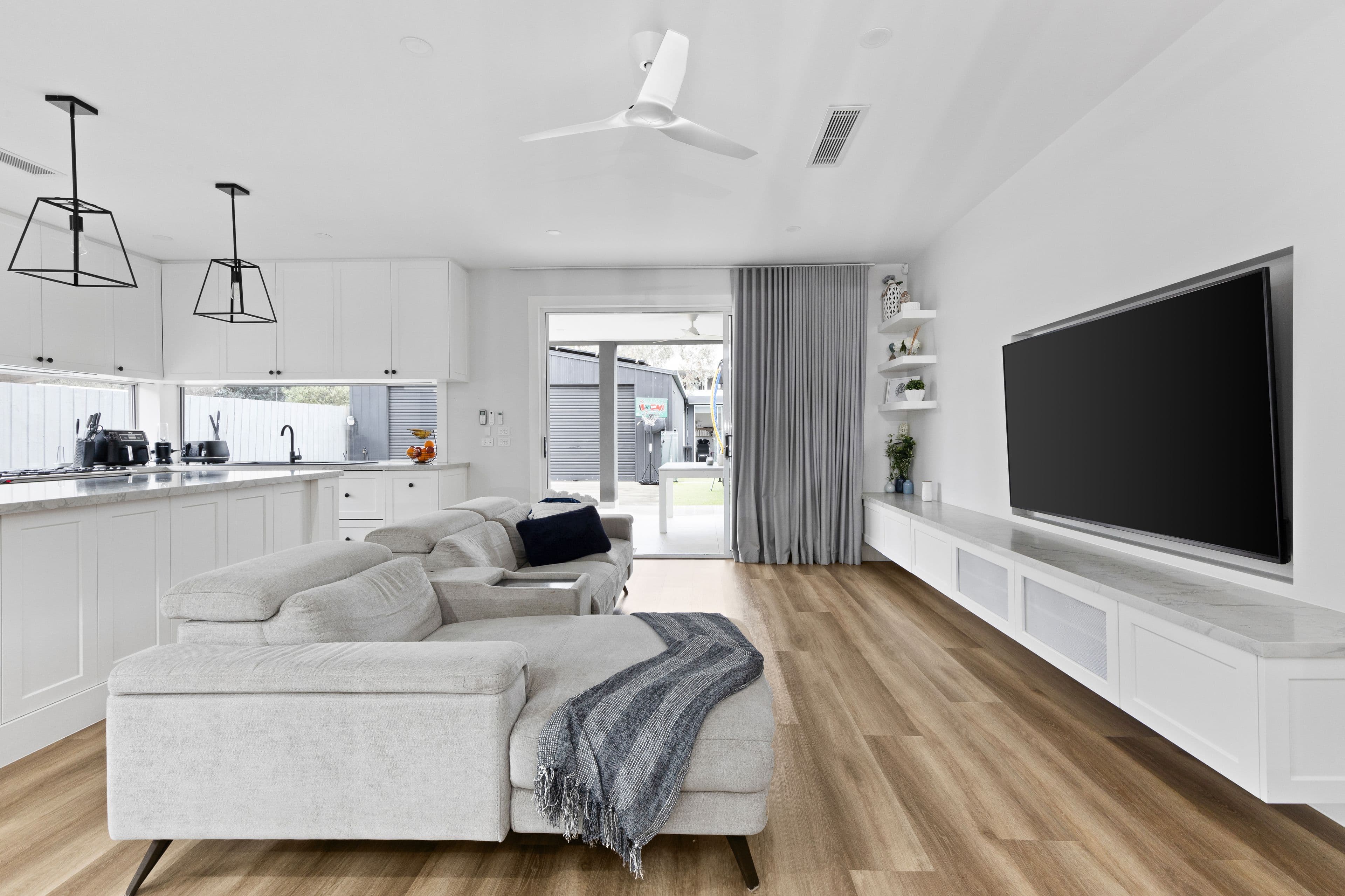 14 Graham Court, Altona Meadows VIC 3028, Altona Meadows - Thumbnail 2