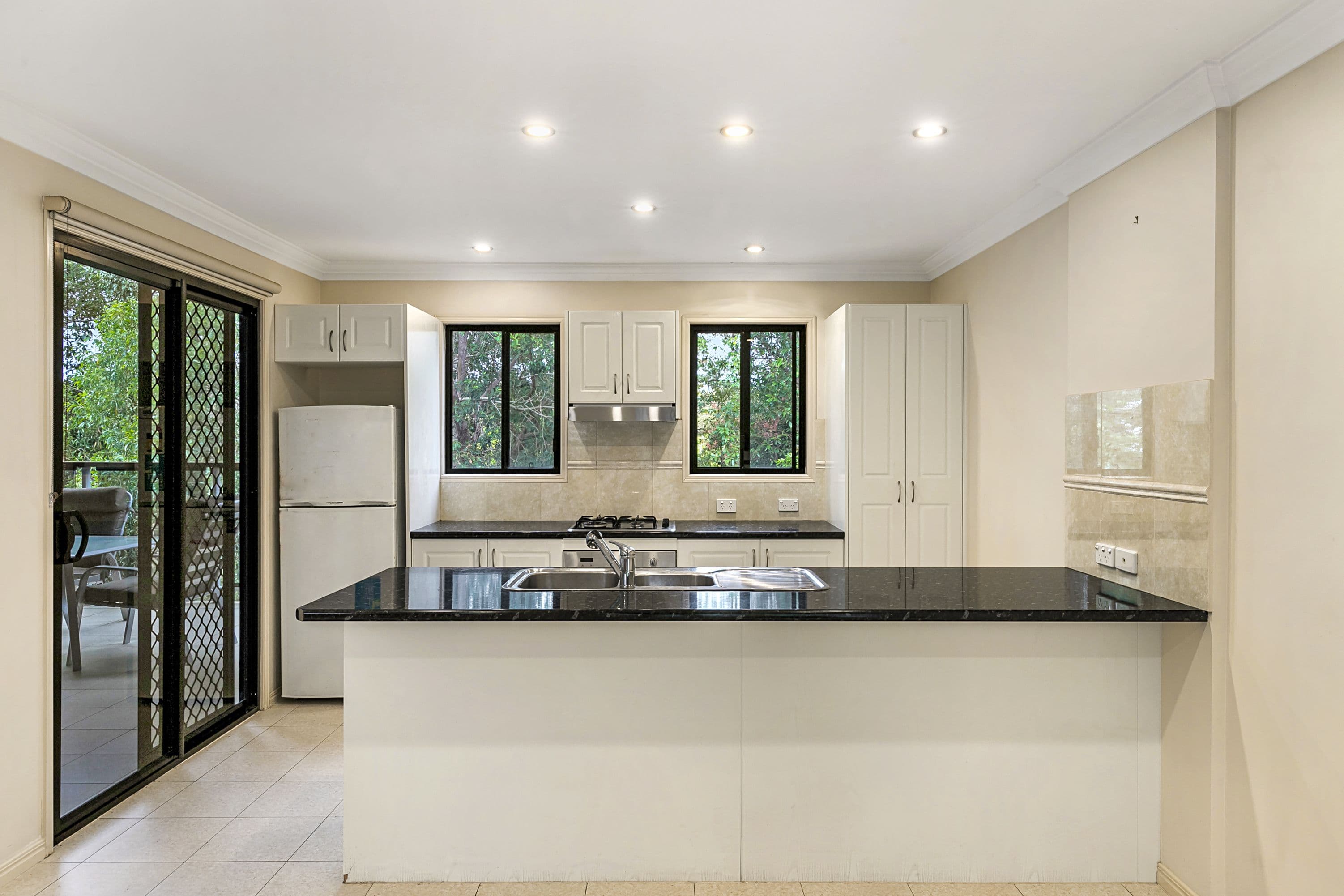 283 Gladstone Road, Dutton Park QLD 4102, Dutton Park - Thumbnail 2