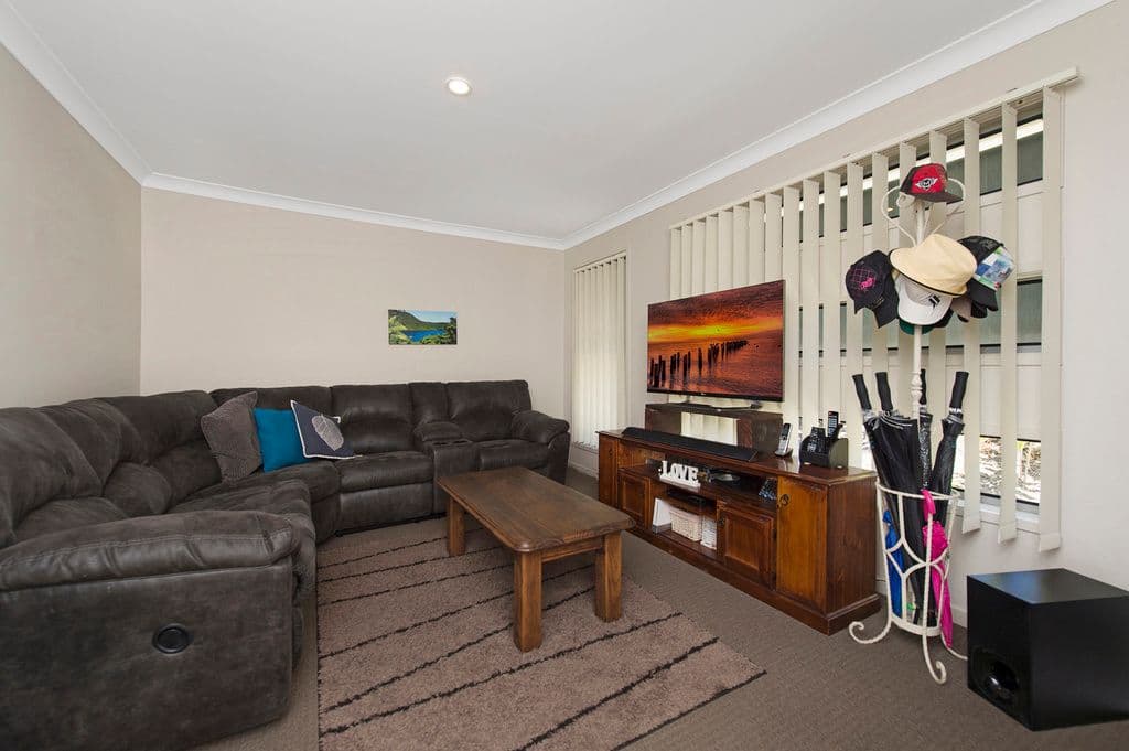 102 Treeline Circuit, Upper Coomera QLD 4209, Upper Coomera - Thumbnail 4