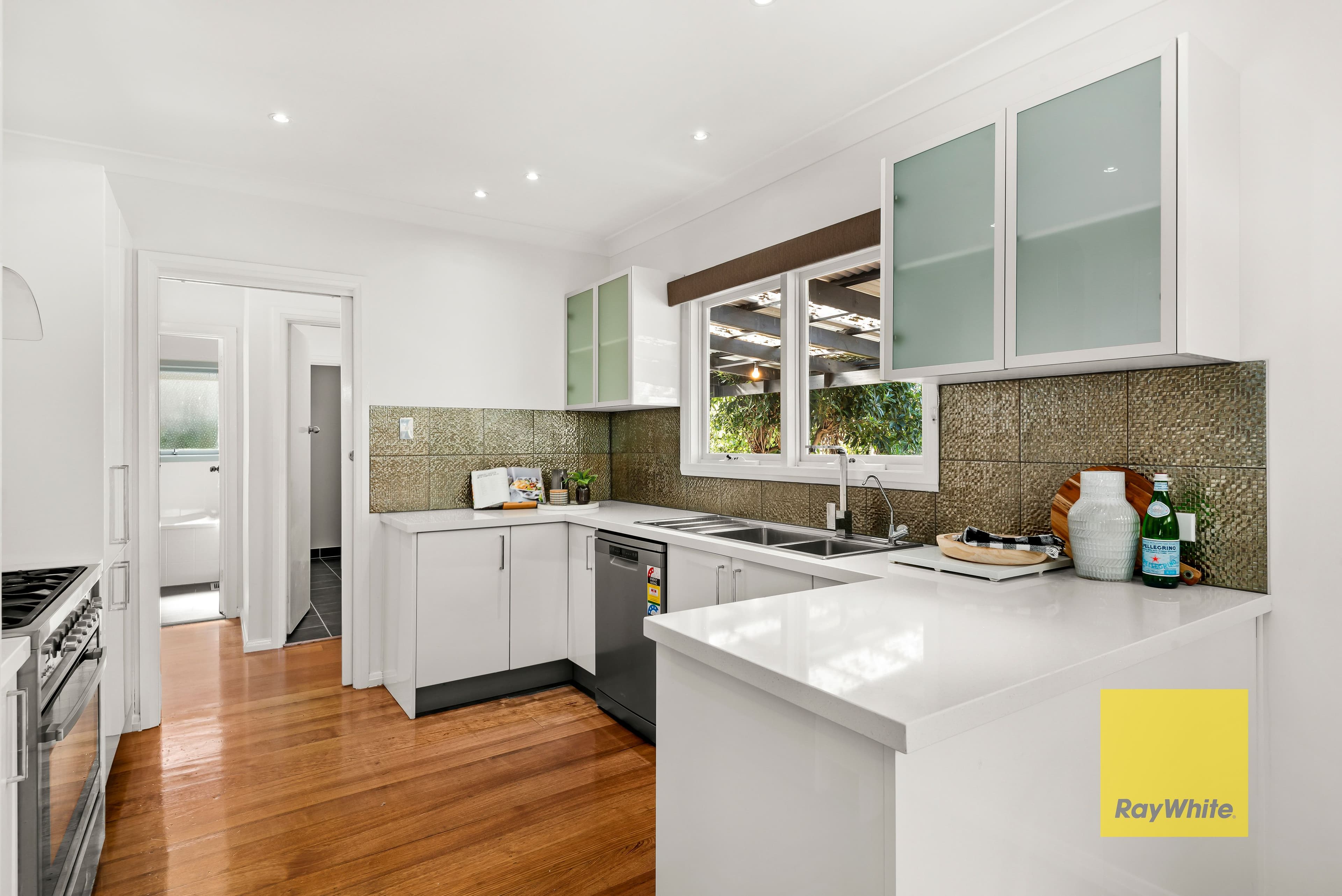 99 Belle Vue Avenue, Highton VIC 3216, Highton - Thumbnail 5