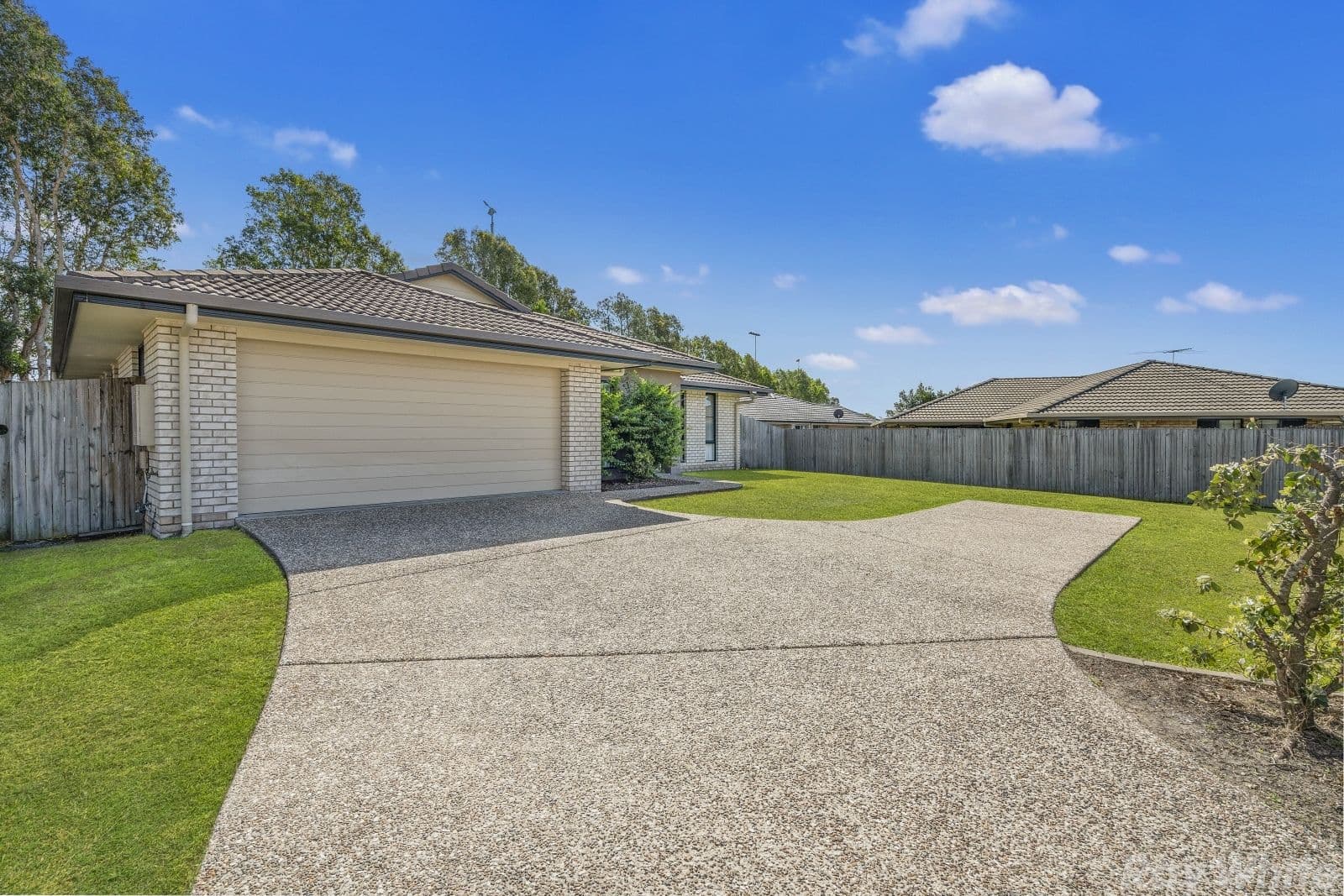 37 Tucker Street, Caboolture QLD 4510, Caboolture - Thumbnail 2