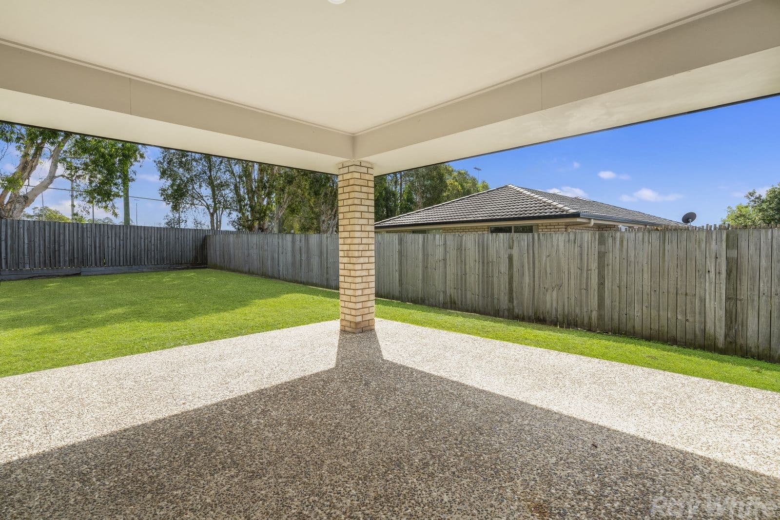 37 Tucker Street, Caboolture QLD 4510, Caboolture - Thumbnail 5