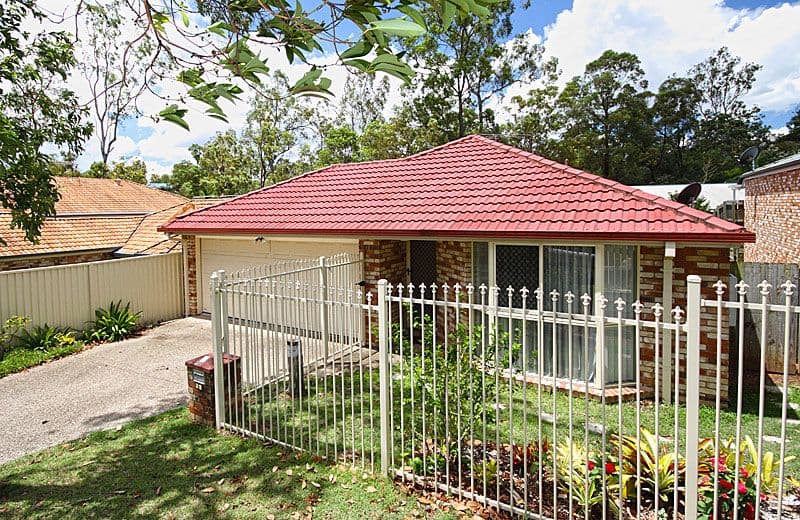 25 SAMFORD Place, FOREST LAKE QLD 4078, Forest Lake - Image 1