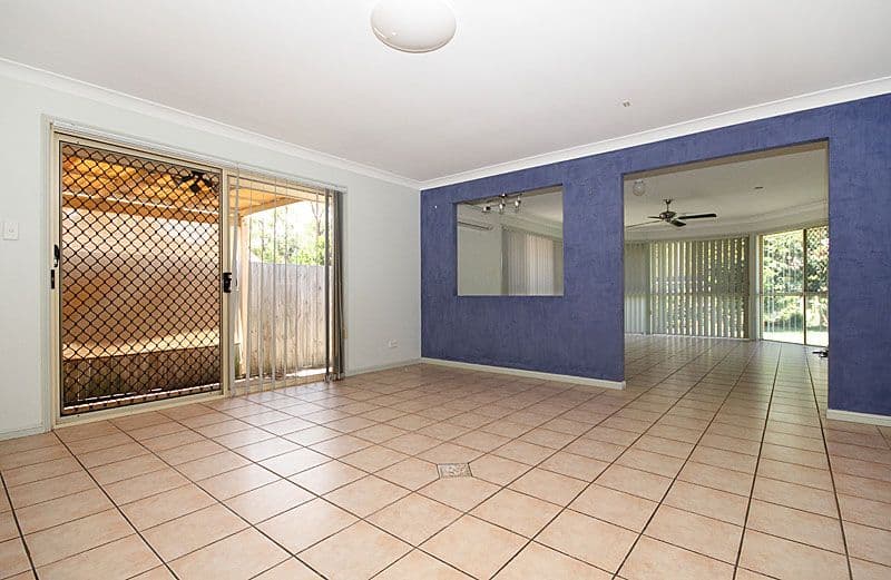 25 SAMFORD Place, FOREST LAKE QLD 4078, Forest Lake - Thumbnail 2