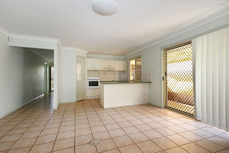 25 SAMFORD Place, FOREST LAKE QLD 4078, Forest Lake - Thumbnail 5