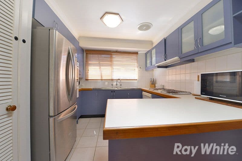 2 Babinda Court, Rowville VIC 3178, Rowville - Thumbnail 3