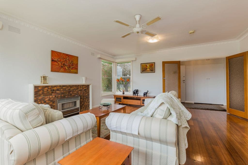 61 Iona Avenue, Belmont VIC 3216, Belmont - Thumbnail 2