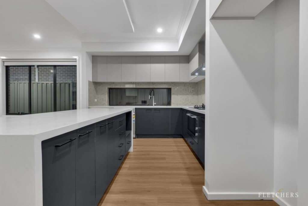 53 Carrick Avenue, Strathtulloh - Thumbnail 4