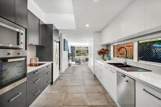 12 Athlone Crescent, Killarney Heights NSW 2087, Killarney Heights - Thumbnail 3
