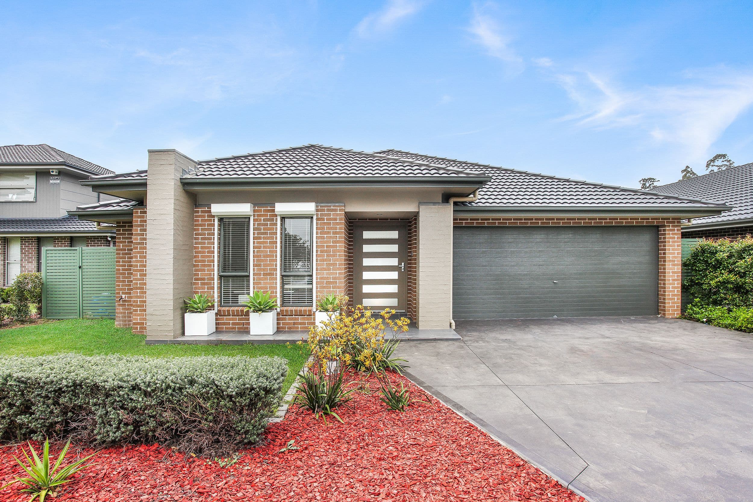 9 Neil Court, Bentleigh East - Image 1