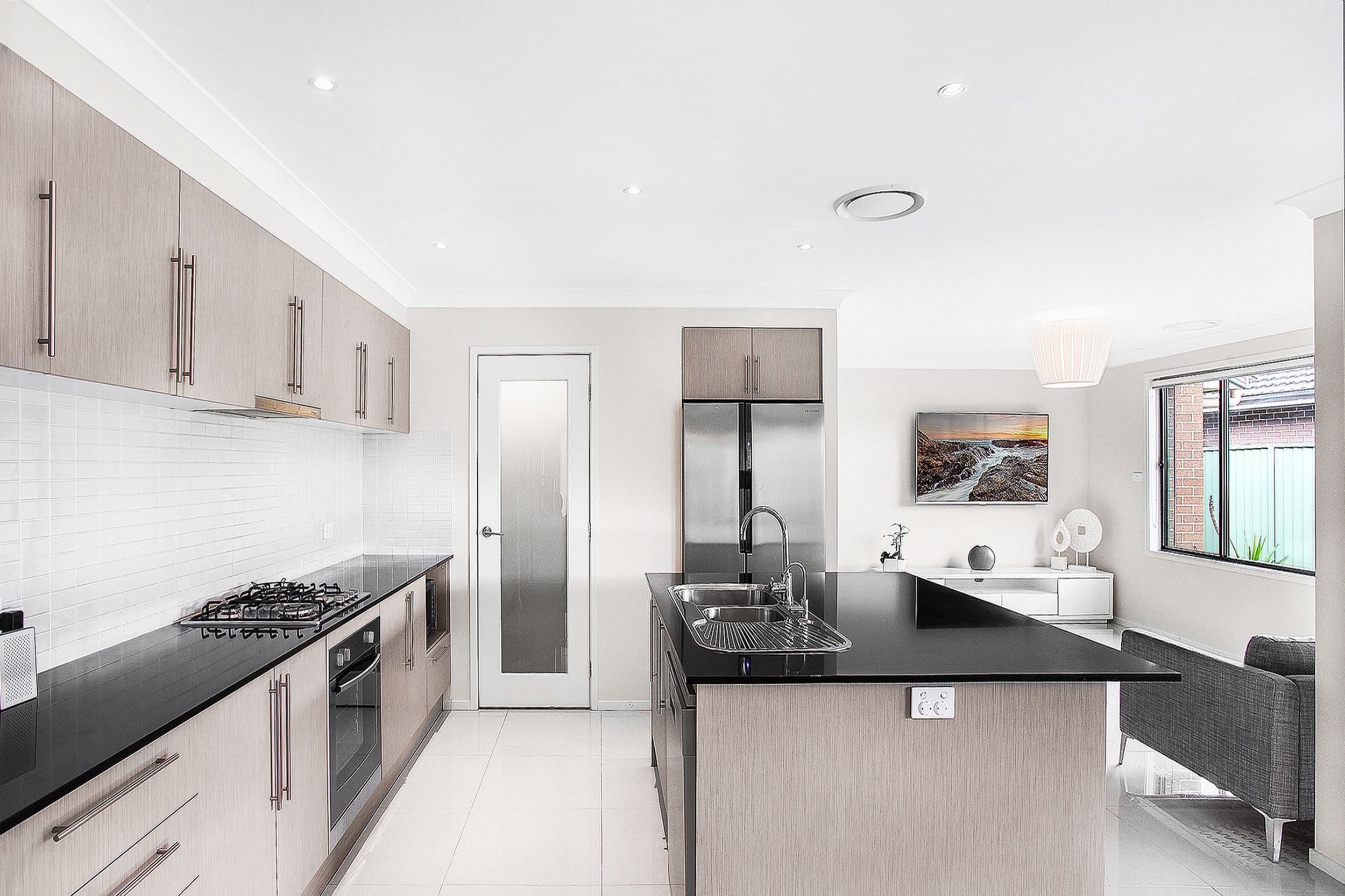 9 Neil Court, Bentleigh East - Thumbnail 2