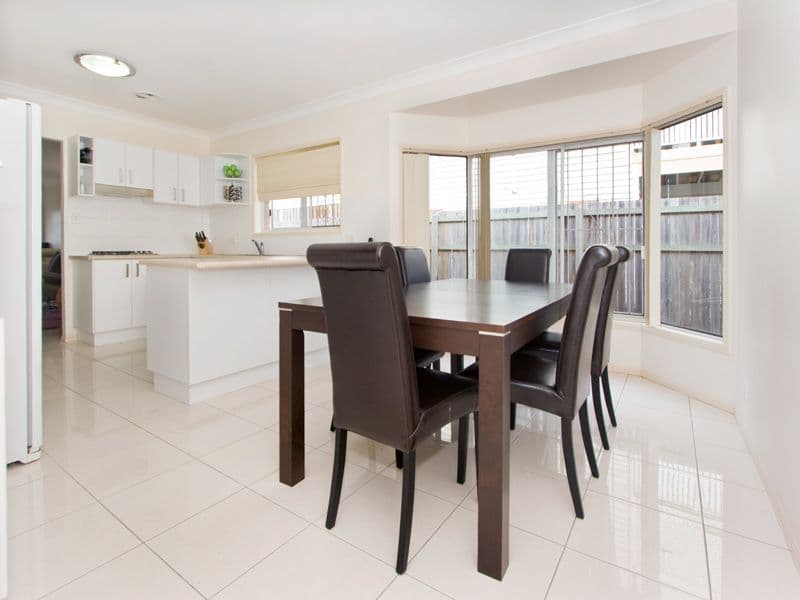 25 Erinvale Street, CORINDA QLD 4075, Corinda - Thumbnail 3