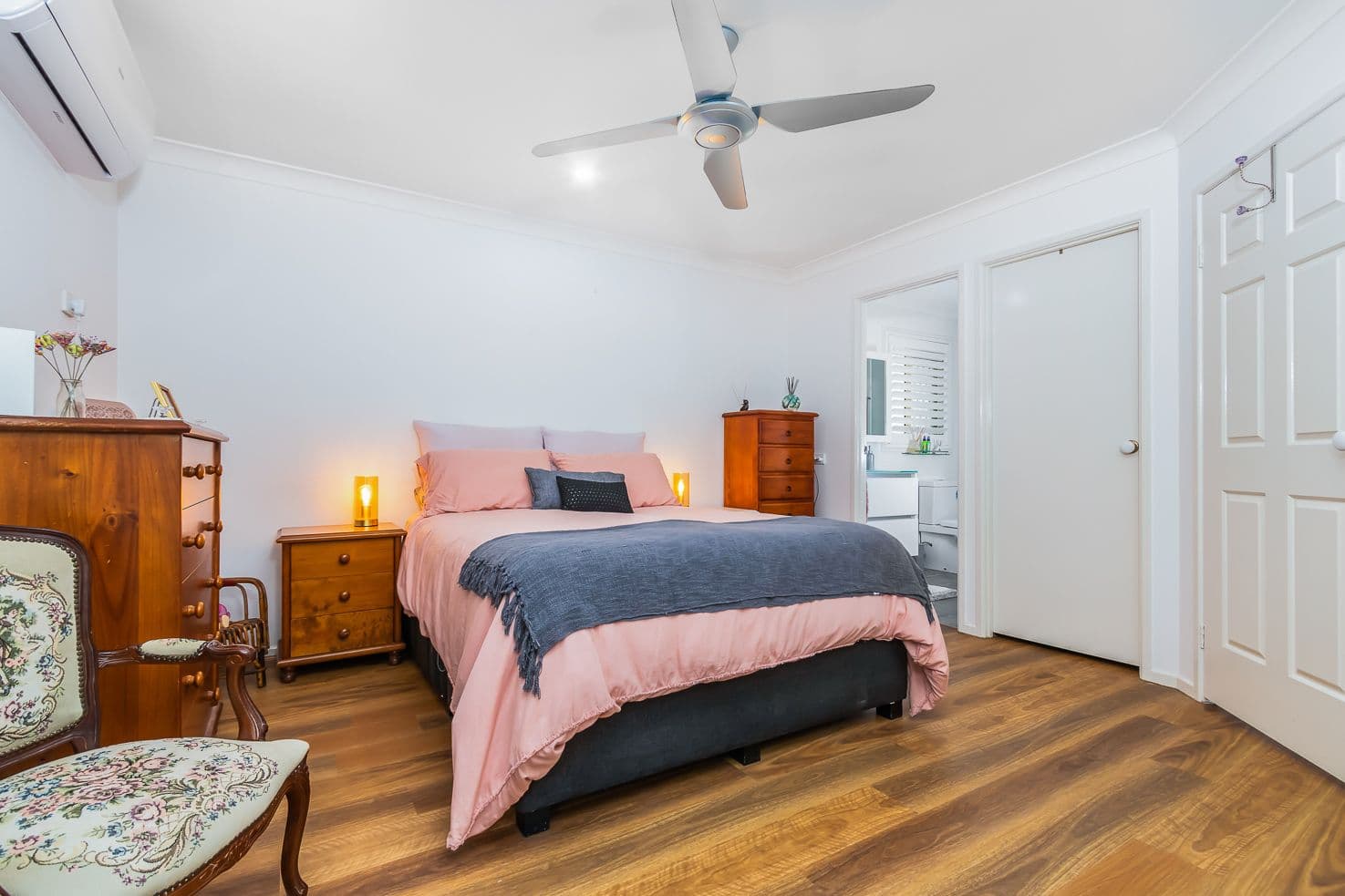 4 Radiata Place, Forest Lake QLD 4078, Forest Lake - Thumbnail 2