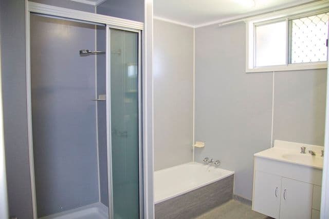 6 Rayleigh Street, WULGURU QLD 4811, Wulguru - Thumbnail 4