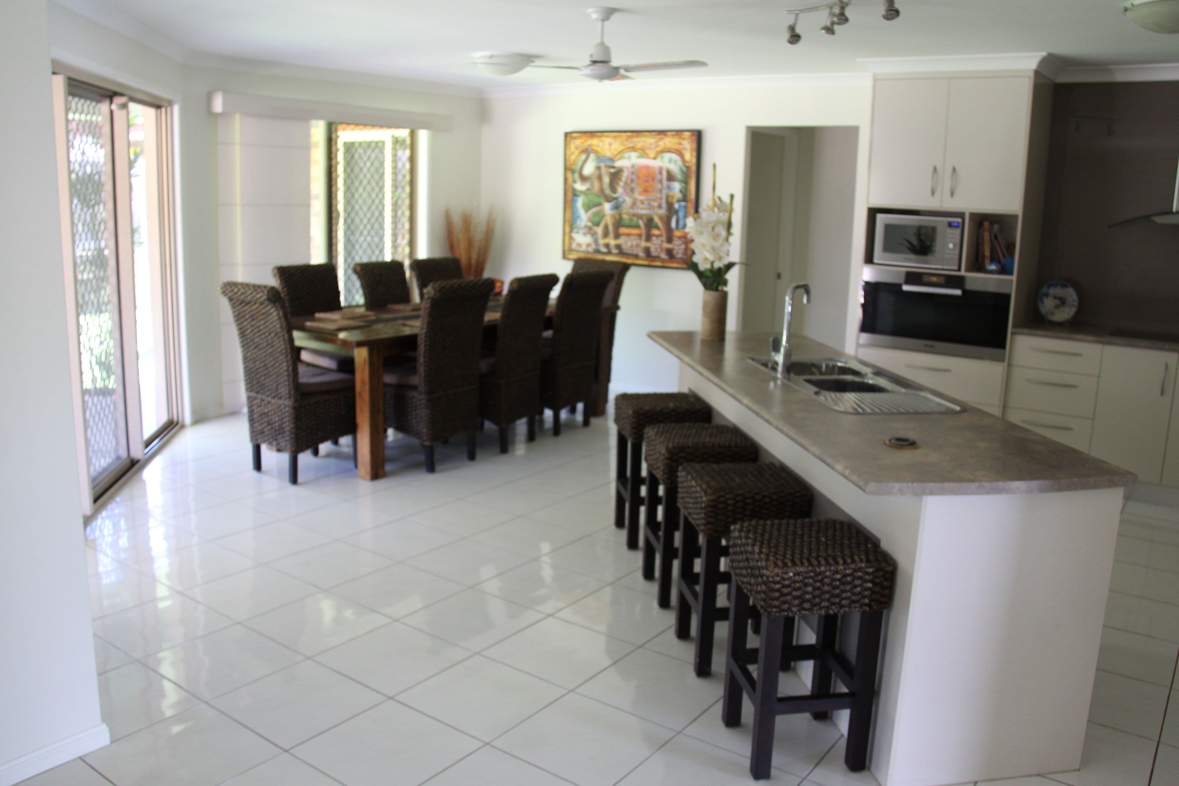 45 Bauhinia Street, Boyne Island QLD 4680, Boyne Island - Thumbnail 3